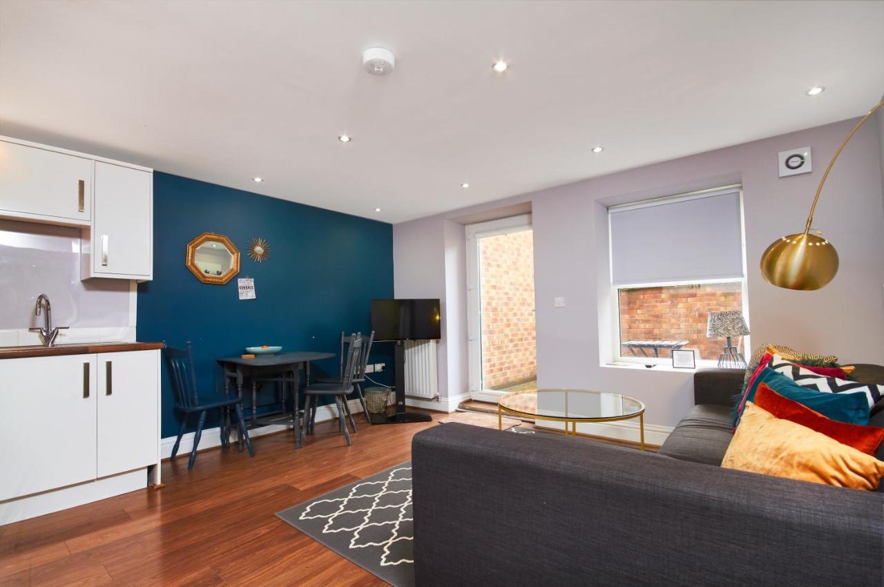 Newcastle Treasure - Sleeps 4 - Lower Ground Floor Exterior photo